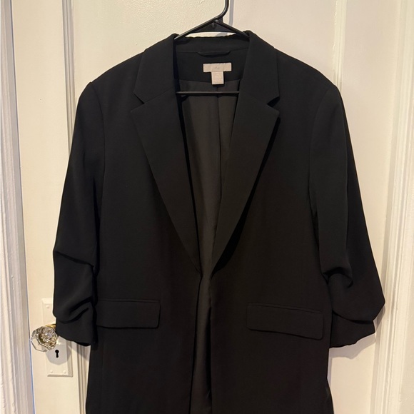 H&M Jackets & Blazers - H&M Classic Black Blazer